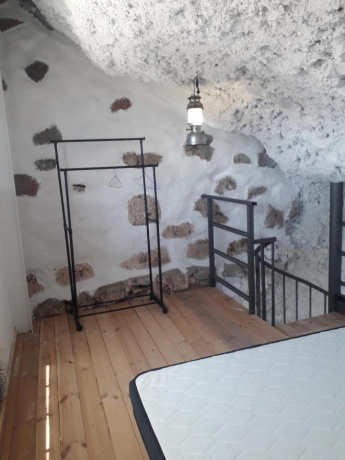 圣克鲁斯-德特内里费Cueva Rural " Old London " With Jacuzzi And Swimming Pool别墅 外观 照片